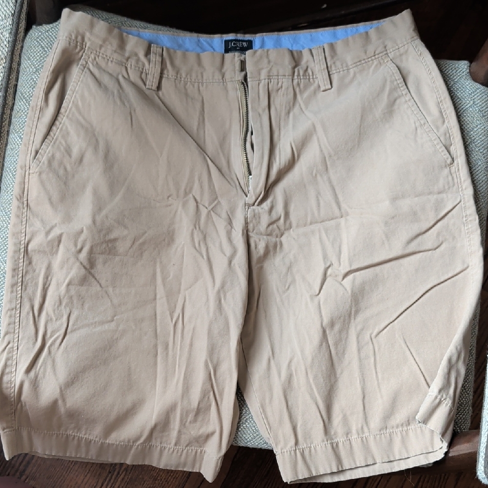 J. Crew Men's Light Tan Flat Front Chino Shorts 🩵 - Picture 2 of 6